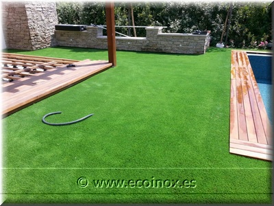 Gespa artificial en nou xalet