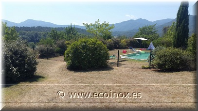 TANCA DE PROTECCIÓ PER A PISCINA